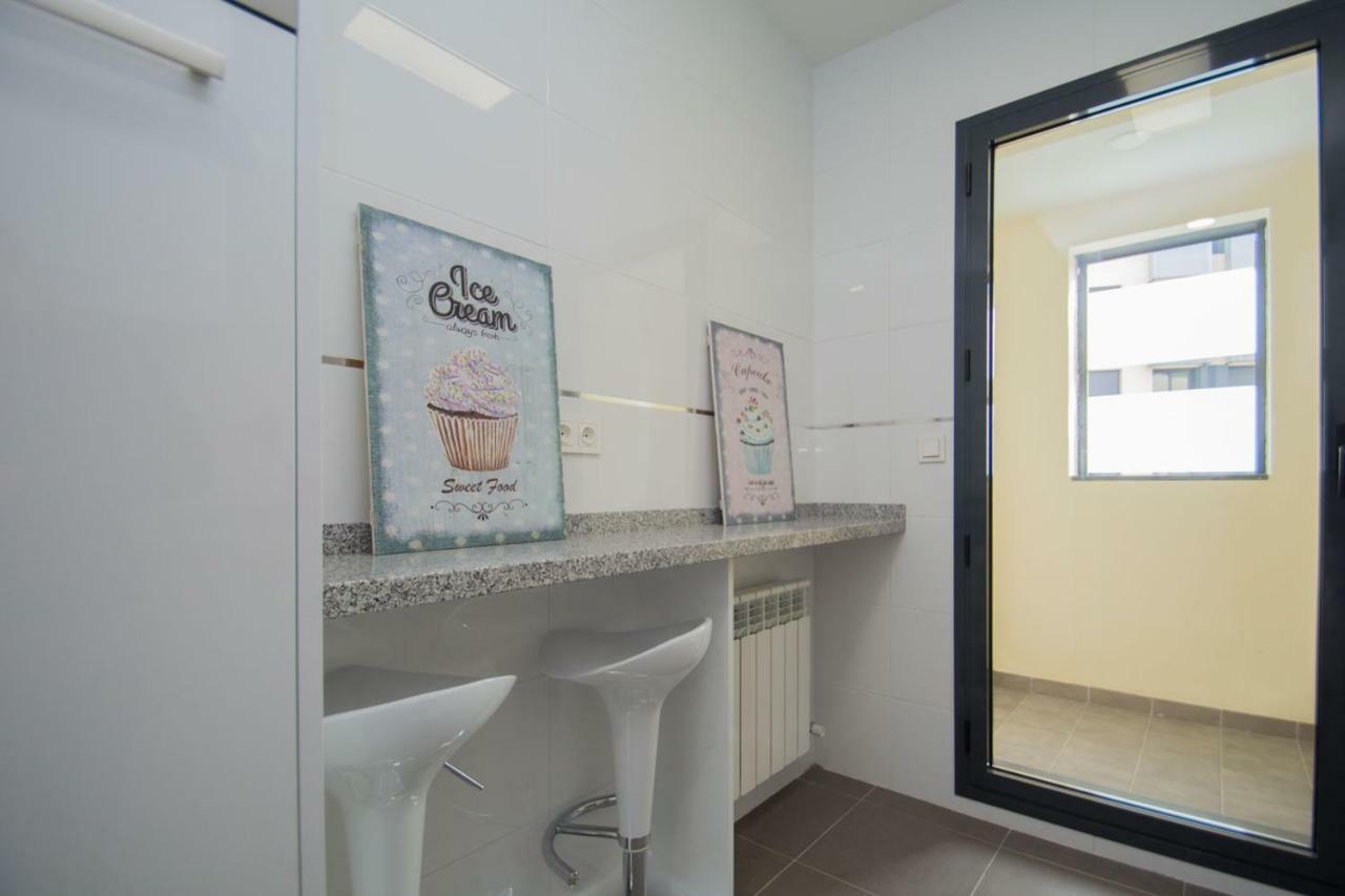 Enjoygranada Arabial 5A - Pool & Free Parking Appartamento Esterno foto
